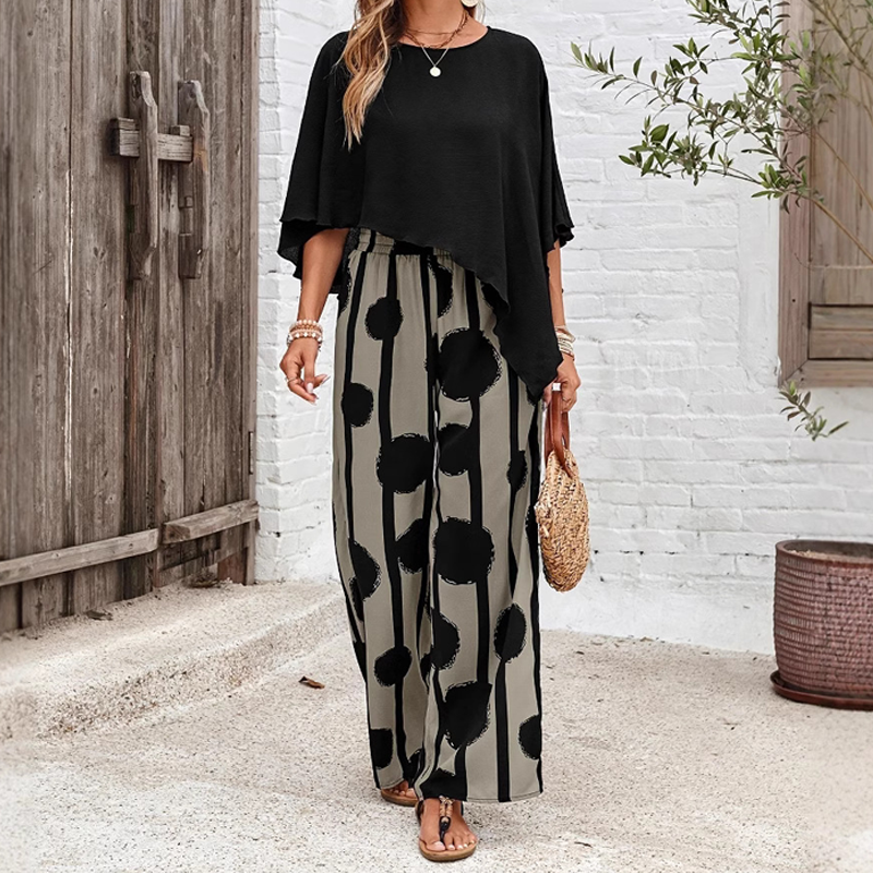 CHARLOTTE | TWO-PIECE PRINTED TROUSER SET WITH THREE-QUARTER SLEEVE TOP
