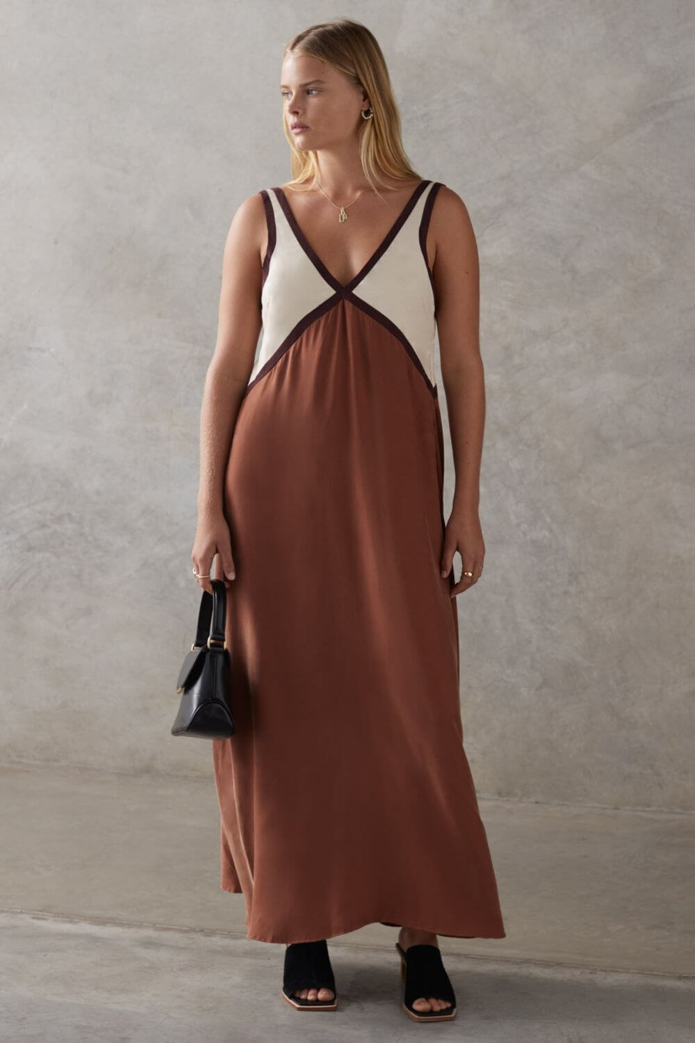 ANNABELLE | ELEGANT MAXI DRESS
